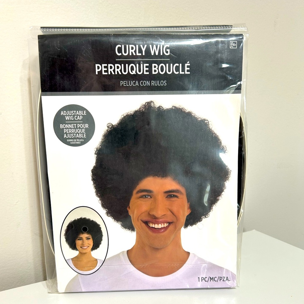 Curly‎ Short Hair Wig - Black